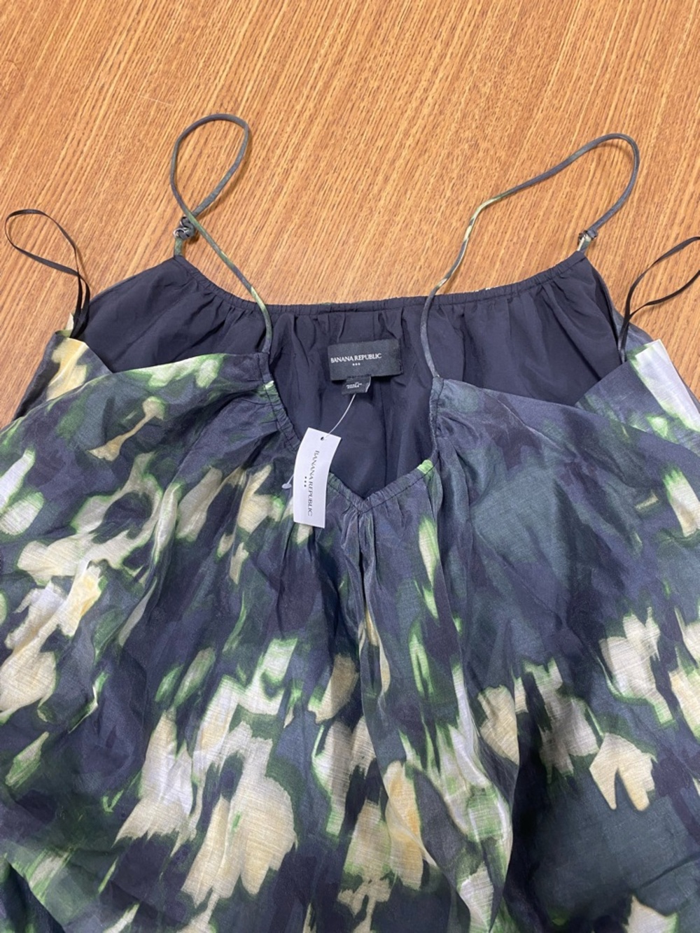 Banana Republic ORGANZA TIE-WAIST MAXI DRESS - Picture 4 of 9
